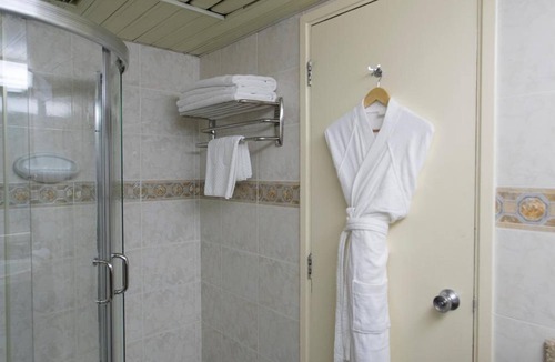 Al Khuwair Hotel | Hotel Muscat Holiday