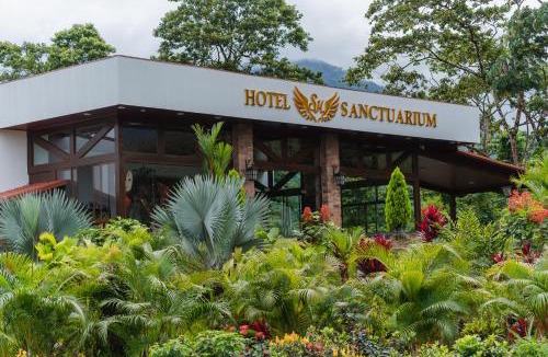 La Fortuna Hotel | Hotel Sanctuarium Adults Only