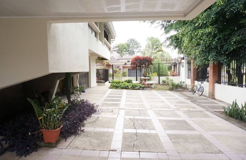 Escazu House | House in Escazu 5 mins from Multiplica Mall