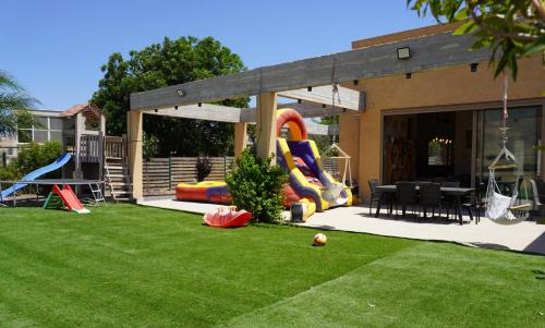 HaZoreim Apartment | House in the farm מקום שומר שבת וכשרות