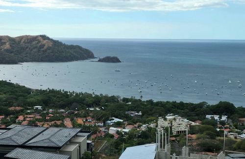 Carpintero House | House of Dreams/Casa de los Suenos, 5 minutes from Playa del Coco.