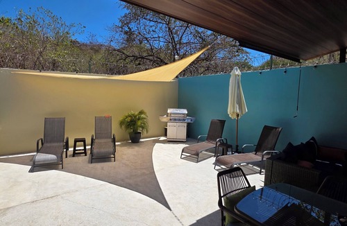 Carpintero House | House of Dreams/Casa de los Suenos, 5 minutes from Playa del Coco.