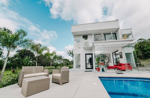La Fortuna Villa | House of Views Arenal