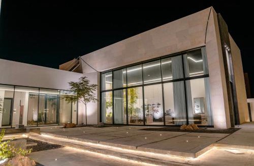 Dubai House | Hummingbird Dubai