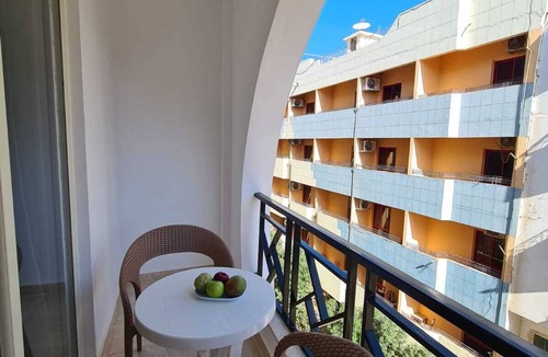 Sheraton Road -Sakkala Apartment | Hurghada Egypt, Beach Time flat Sheraton Plaza 309, 200 meters too beach.
