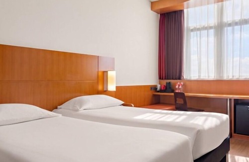 Al Maqta Hotel | ibis Abu Dhabi Gate