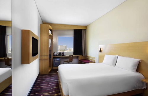Al Khuwair Hotel | ibis Muscat
