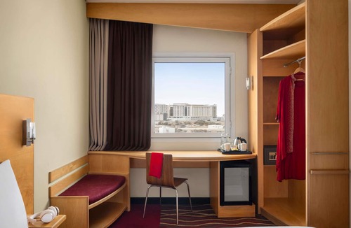 Al Khuwair Hotel | ibis Muscat