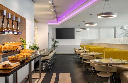 Al Majaz Hotel | ibis Styles Sharjah
