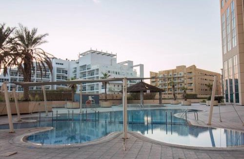Dubai Apartment | Ideal for Families Close to ALL Amenities