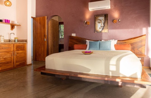Playa Guiones Apartment | Iluminar Beachfront Suite