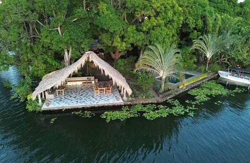 Granada Bed & Breakfast | Isleta El Espino - Private Island Ecolodge