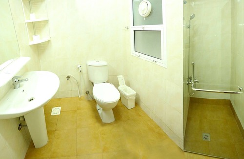 Ruwi Hotel | Itlalat Al Shorouq Hotel