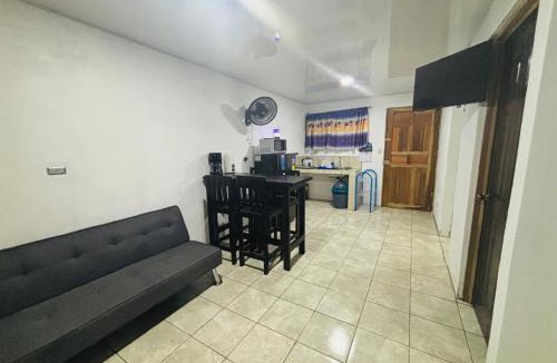 Cahuita House | Izzy Blue House