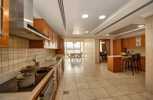Al Barsha 2 Villa | J5 Villas Holiday Homes - Barsha Gardens
