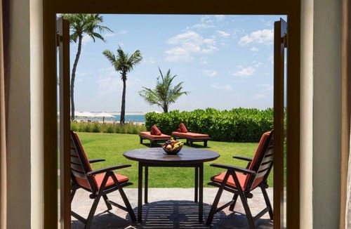 Jebel Ali Resort | JA Palm Tree Court, Dubai