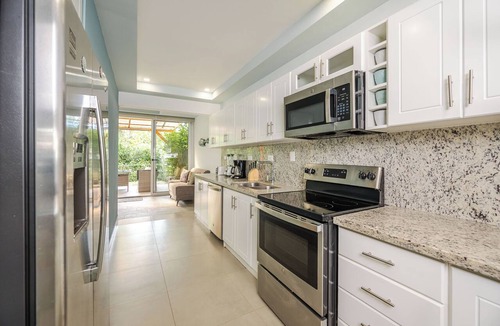 Villarreal Apartment | Jacarandas #12, Close Tamarindo Beach