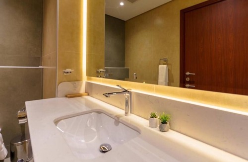 Al Ghubrah Ash Shamaliyyah Hotel | Jarzez Inn