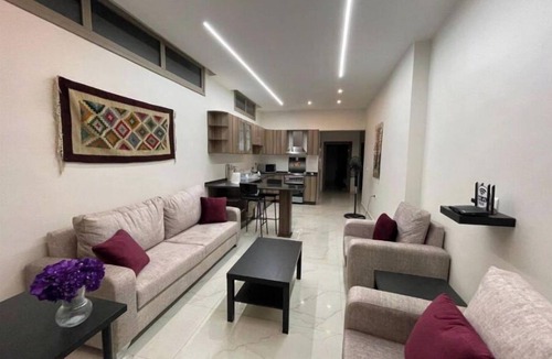 Madaba House | Jasmine flower hostel