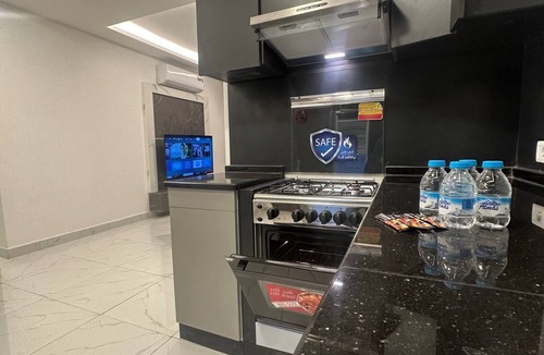 Suwailih Apartment | JRE Cozy Rooftop Near Al Services 24