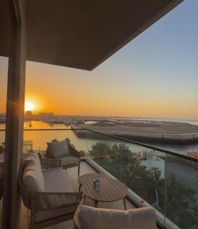 Muscat Apartment | Juman flat Marina and Sea view