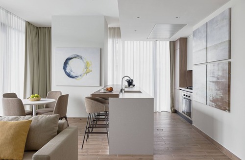 Dubai Marina Hotel | Jumeirah Living Marina Gate