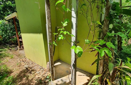 Portalon Cabin | Jungle Cabin - Walking distance from the river!