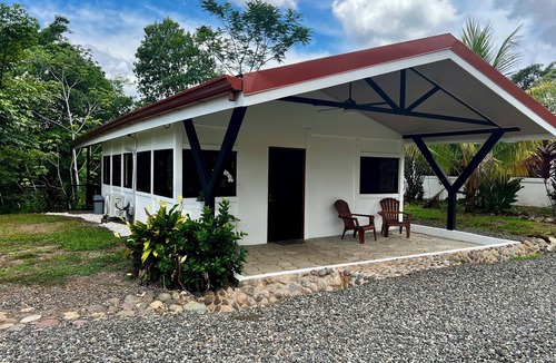 Parrita House | Jungle Casita w glass ceiling stone shower, Pool, 158 private acres with hiking