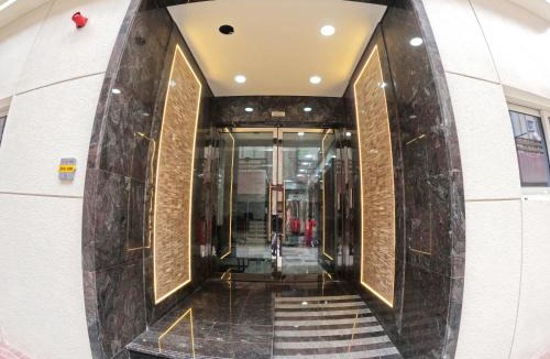 Bur Dubai House | Karama Star Residence (Home Stay)