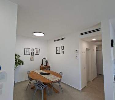 Kiryat Gat Apartment | Keren Home 2 Kiriat Gat Karme Gat