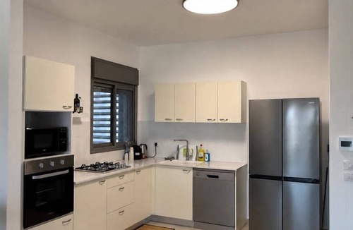 Kiryat Gat Apartment | Keren Home 3 bedr Karmei Gat Kiriat Gat