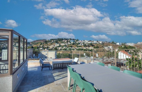 Safed Old City Villa | Keser HaSimta - Regal Villa in Old City of Tzfas!