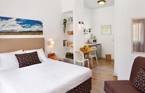 Malkiya Hotel | Kibbutz Malkiya Travel Hotel