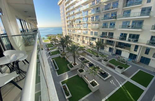 Ras Al Khaimah Apartment | Komfortables 1-Schlafzimmer-Apartment mit Kingsize-Bett by Interhome