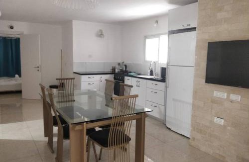 Yavne'el Apartment | Kosher 2 bedroom Yavne'el