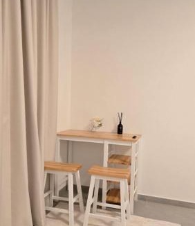 Sharjah Apartment | Kuro Elegant Living by Shiro Elegant Holiday Homes