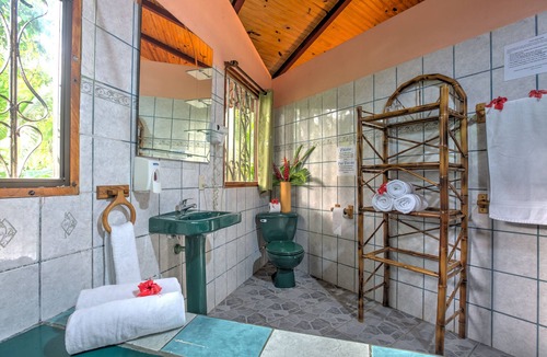 Cahuita Hotel | La Diosa Nature Lodge