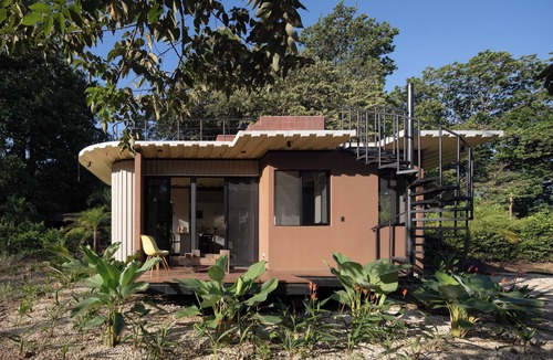 Santa Barbara House | La Pastillita Rooftop Hideaway