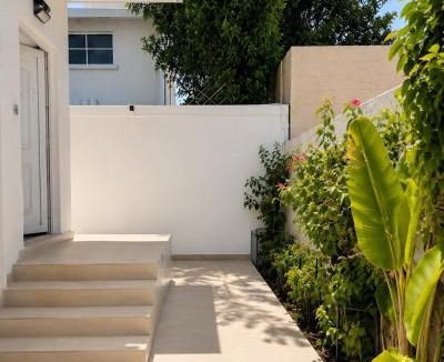 Jumeira 3 House | La Plage Bungalow