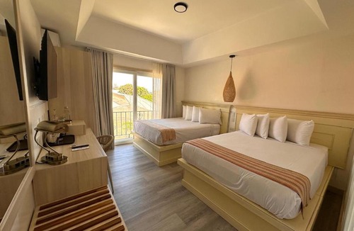 San Antonio de Belen Hotel | La Riviera Hotel