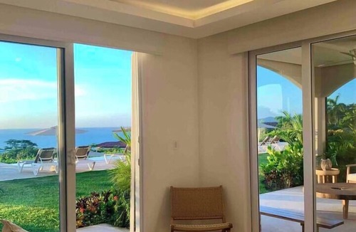 Tamarindo House | La Vista B1 - Casa Valentina