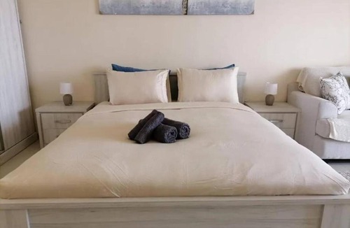 Al Hamra Village Apartment | Lagoon View Studio - Gym,Pool,Beach
