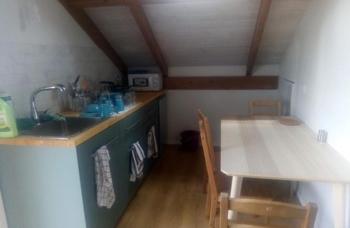 Yodfat Apartment | Lakeview Chalet in the Galilee