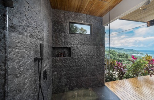 Santa Teresa Hotel | LALOON Luxury Suites - Adults Only