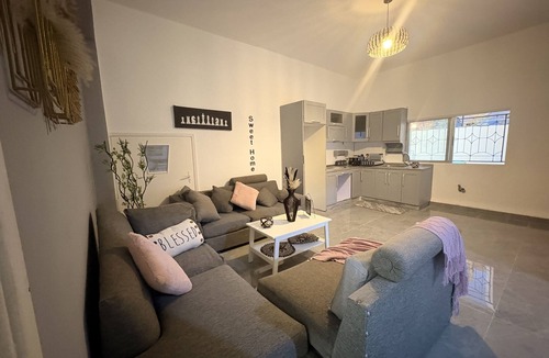 Madaba House | Laura's Cozy HOME City Cinter