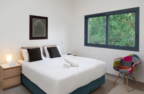 Tel Aviv Promenade Apartment | Limoncello by HolyGuest