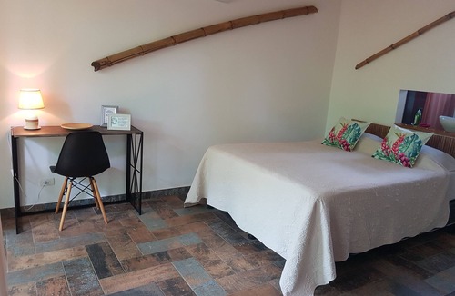 Pinilla Cabin | Lodge for 6 people. Comprising 3 bungalows with swimming pool.