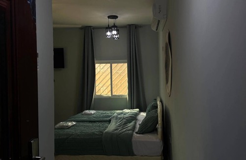 Al Hamra Bed & Breakfast | Lovely 1-bedroom bed & breakfast with AC in Wilayat Al Hamra