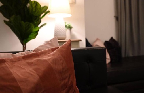 Downtown Dubai Apartment | Lovely 1-bedroom apt with direct Burj Khalifa view