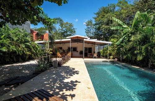 Tamarindo House | Lovely 2 bedroom home with large Private salt water pool in beautiful Tamarindo.